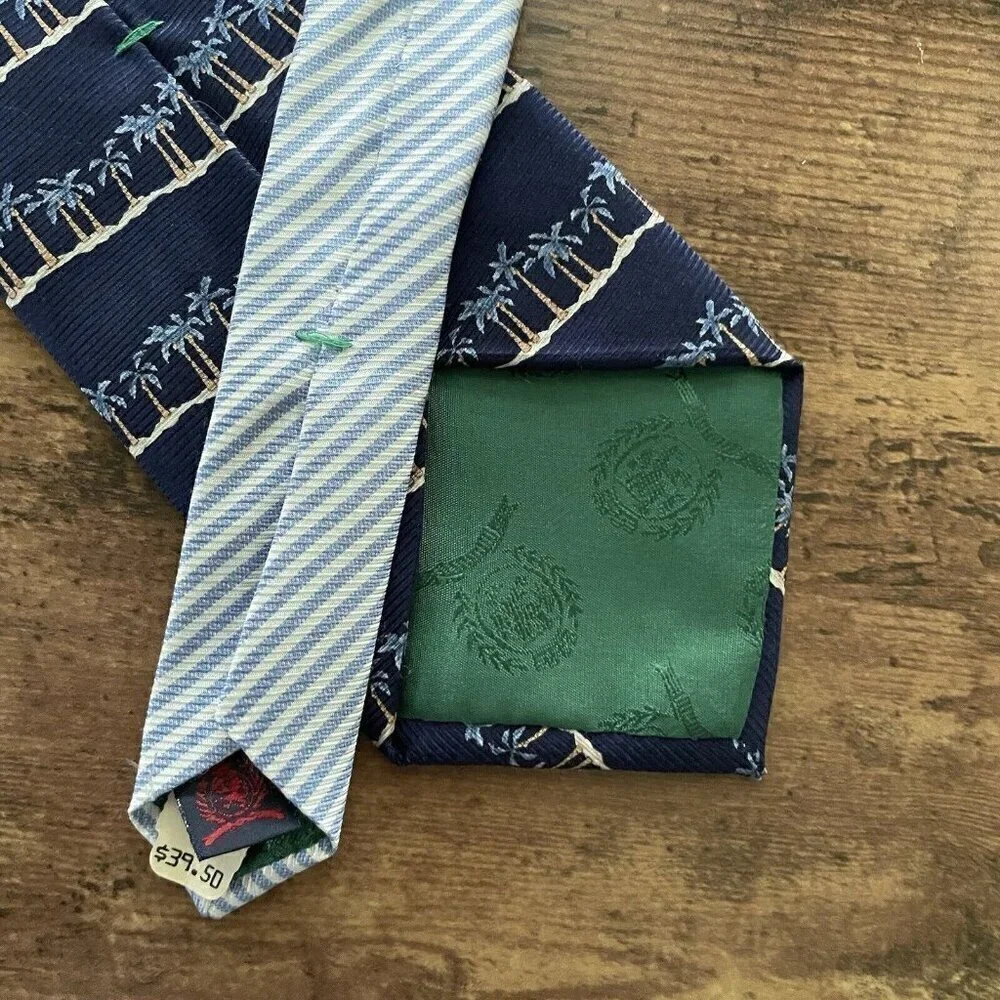 Tommy Bahama Mens Tie Navy Blue Palm Tree Beach Stripe Silk USA Made Necktie
